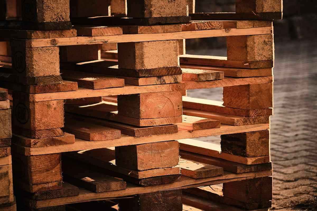 Monter une scène de théâtre dans son jardin avec des matériaux simples Monter une scène de théâtre dans son jardin avec des matériaux simples